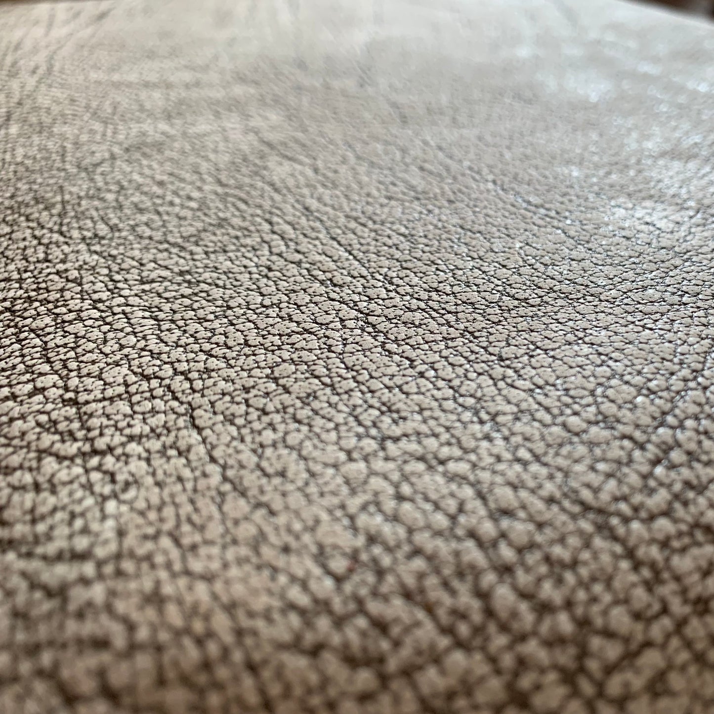 Beautifully handmade and hand stitched genuine leather laptop sleeve from Katrina Designs in South Africa.