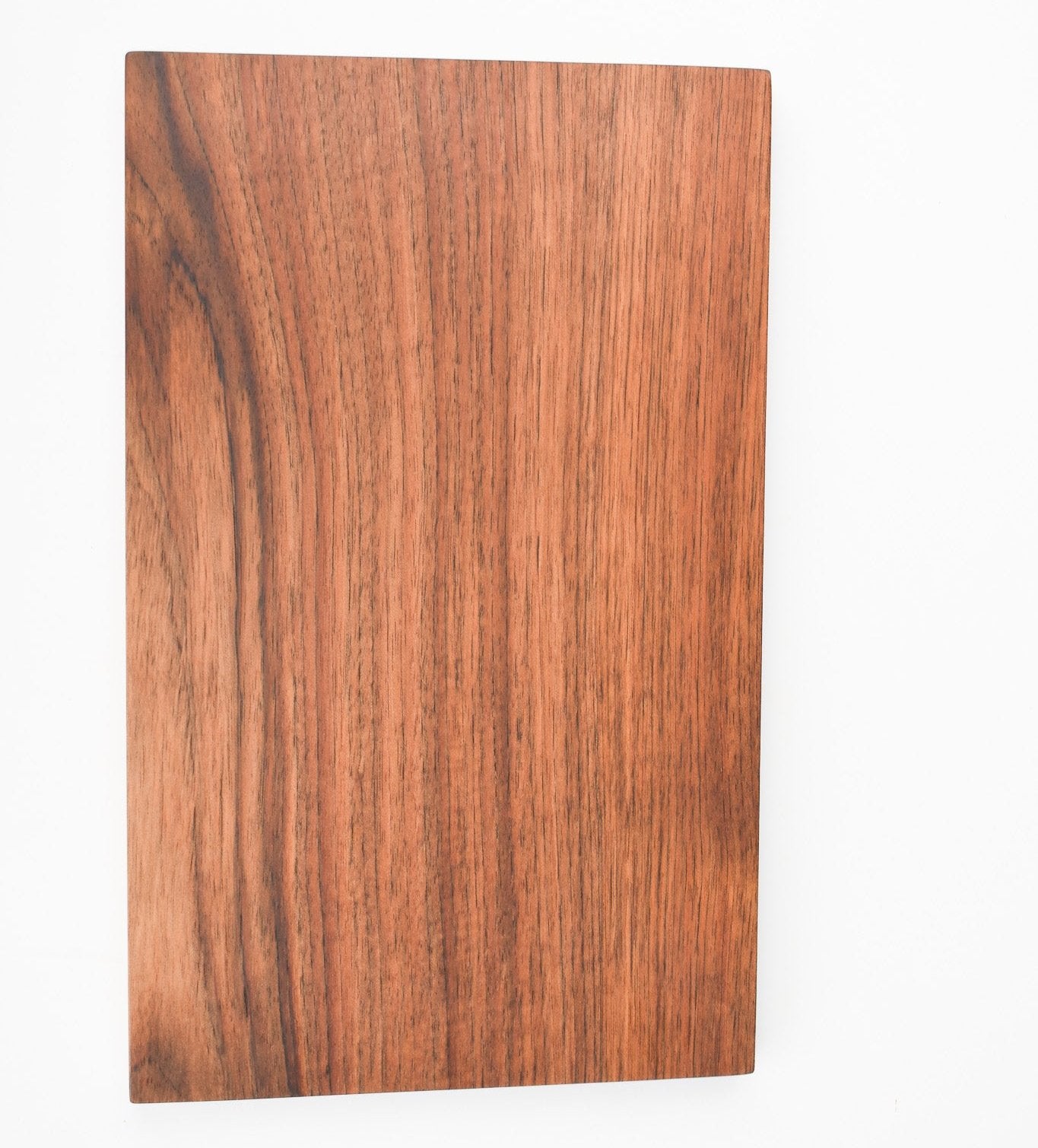 WOODEN CUTTING BOARD