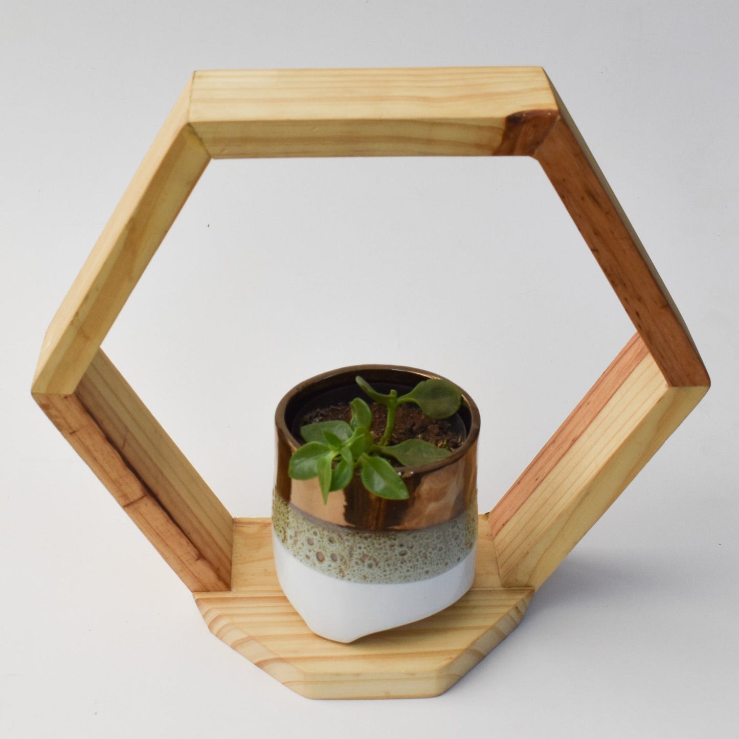 WOODEN FLOWER STAND 3