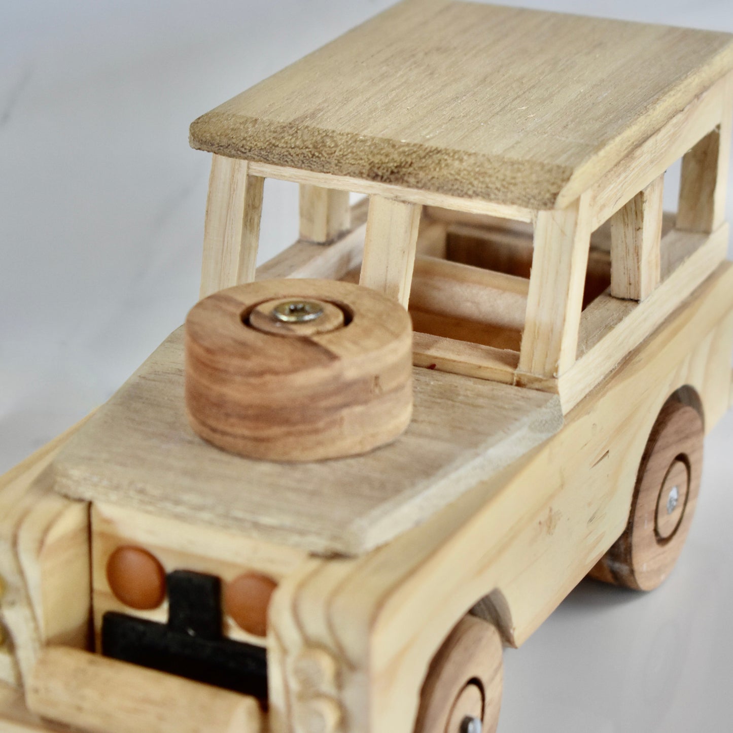 This small handmade wooden Land Rover is the perfect present for any kid (or kid at heart)! It can be left as is or painted for an extra touch of fun. Makes for an amazing baby shower gift. 